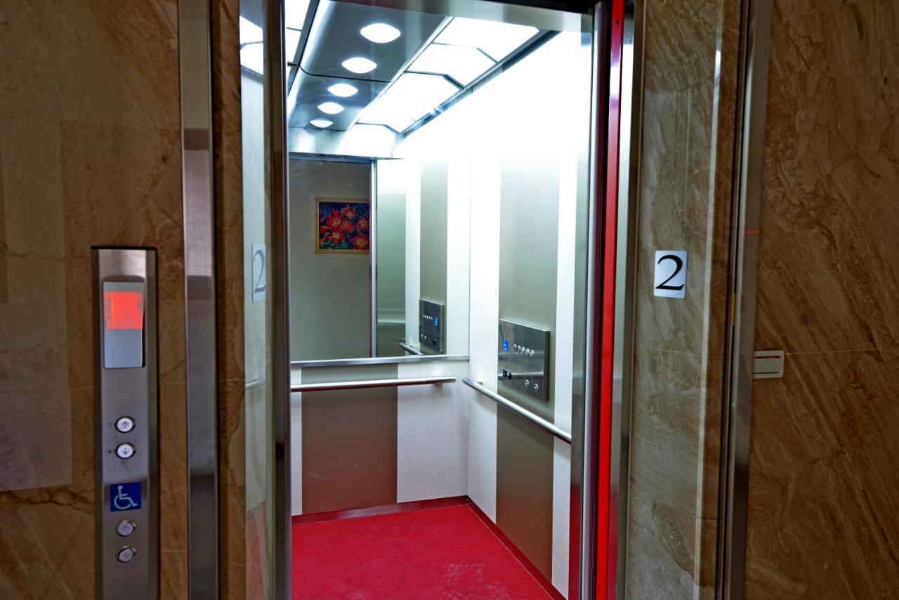 Hongfu Elegant Business Hotel Zhongli Εξωτερικό φωτογραφία